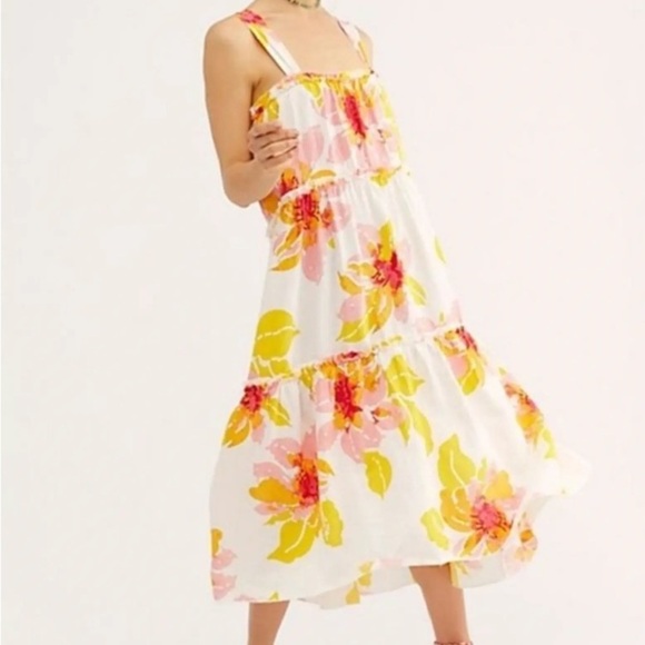 FREE PEOPLE MOONSHINE FLORAL TIERED‎ RAW EDGE MIDI​​​​​ - Picture 3 of 5